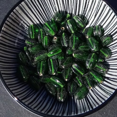 Lot de perles destockées, verre, perl.2654