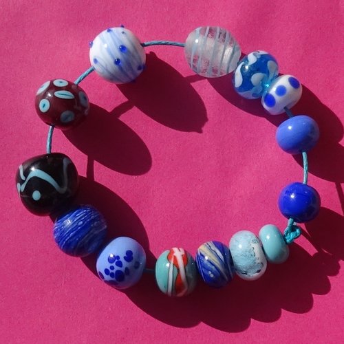 Lot de 14 perles filées au chalumeau, lampwork, verre filé, murano perl.6410