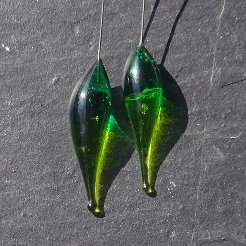 Lot 2 headpins en verre filé, lampwork, verre de murano, perl.6433