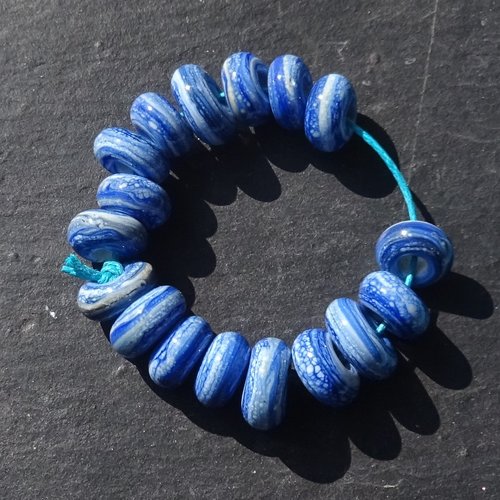 Lot de 17 perles filées au chalumeau, lampwork, verre filé, murano perl.6434