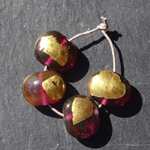 Lot de 4 perles plates, perles au chalumeau, lampwork, verre filé, murano perl.5410