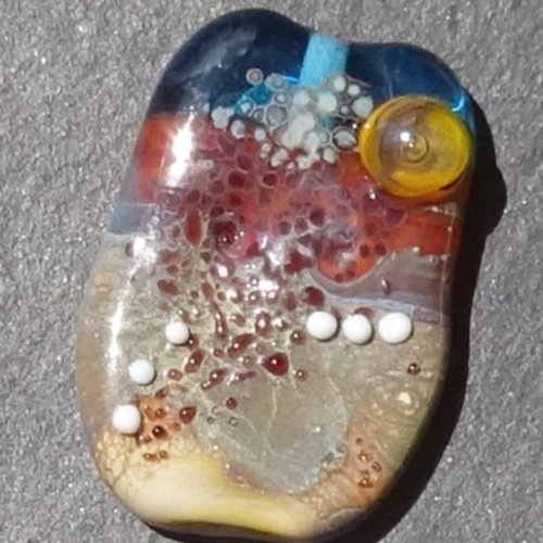 Jolie perle focale, verre de murano, lampwork, verre filé,  perl.5631