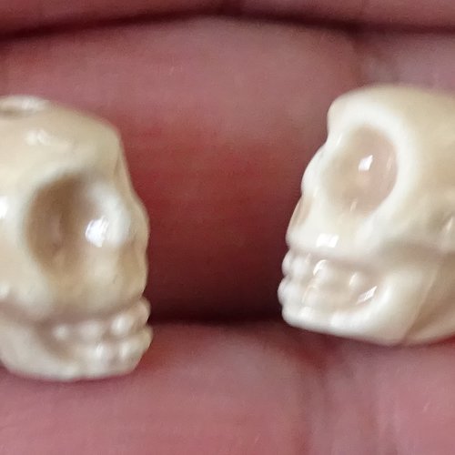Lot de 2 de perles en céramique, skull, tête de mort, perl.4492