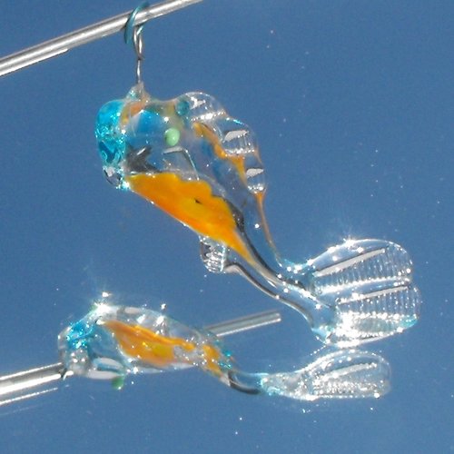 Poisson en verre de murano, verre filé, lampwork, perl.0480