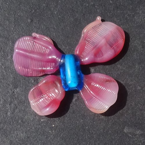 Perle papillon en verre filé perl.6484
