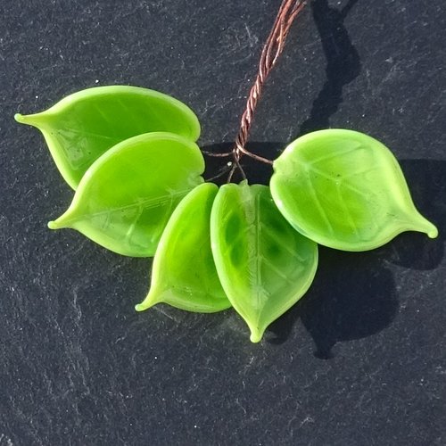 Lot de 5 headpins en verre filé, lampwork, verre de murano, perl.6497