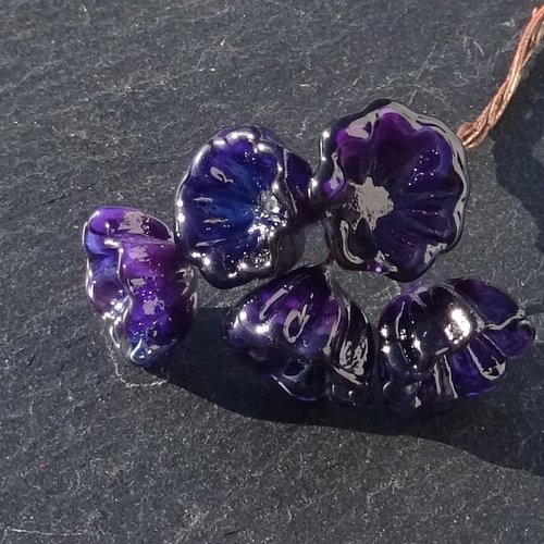 Lot de 5 headpins en verre filé, lampwork, verre de murano, perl.6510