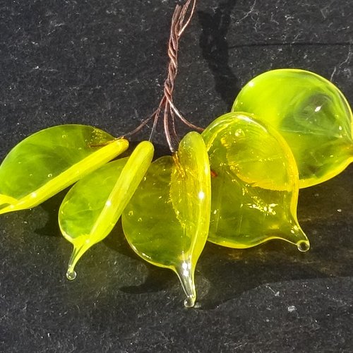 Lot de 5 headpins en verre filé, lampwork, verre de murano, perl.6550