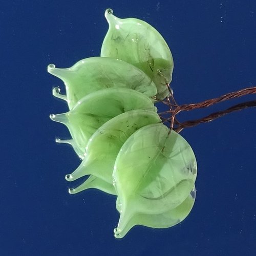 Lot de 5 headpins en verre filé, lampwork, verre de murano, perl.6551