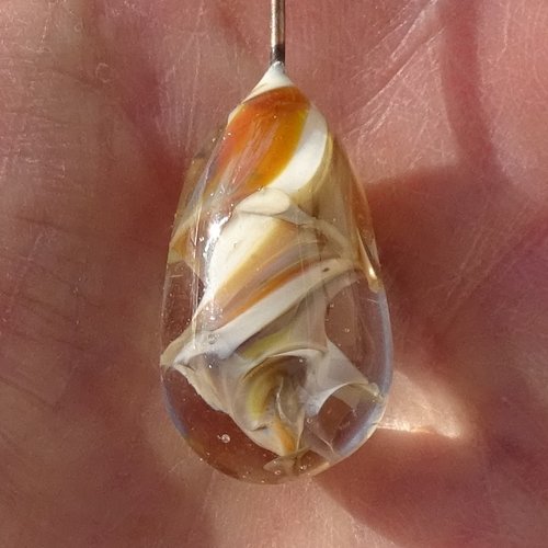 Goutte en verre de murano perl.6571