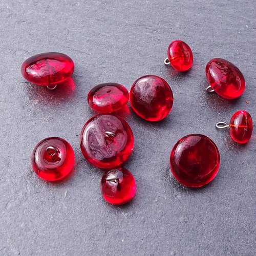 Lot de boutons en verre de murano perl.2373