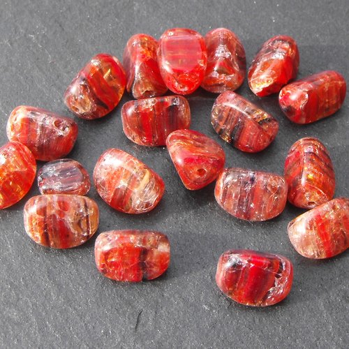 Set de 20 perles en verre perl.1886