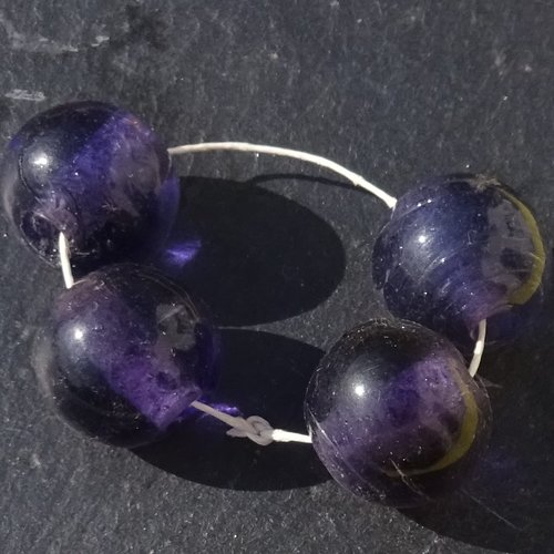 Lot de 4 grandes perles destockées, verre, perl.6646