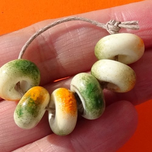 Set de 6 petites perles lampwork, verre filé, murano, perl.5868