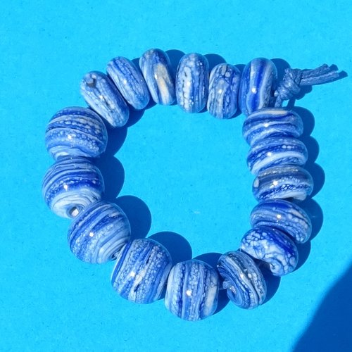 Lot de 17 perles au chalumeau, lampwork, verre filé, murano perl.6686
