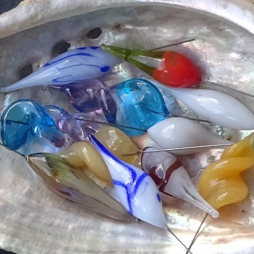 Lot de 11 headpins verre filé, lampwork, verre de murano, perl.6284