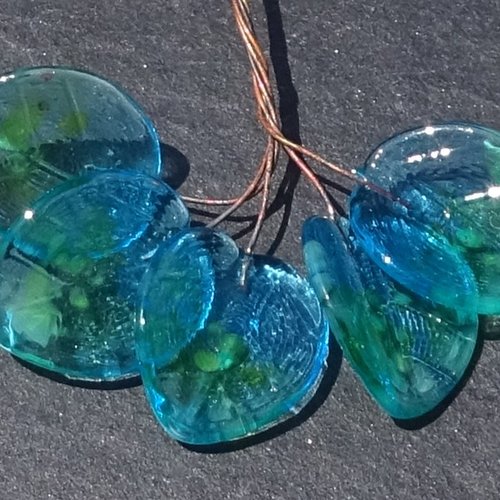 Lot de 5 headpins en verre filé, lampwork, verre de murano, perl.6733