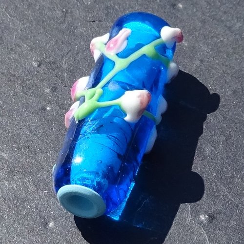 Jolie perle cylindrique, verre de murano, lampwork, verre filé,  perl.3925