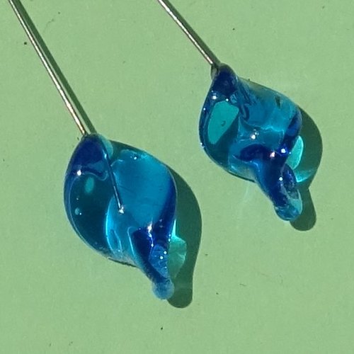 Headpins en verre filé, lampwork, verre de murano, perl.6772