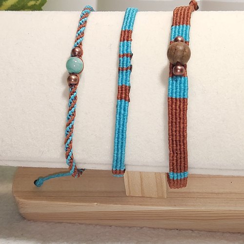 Trio de bracelets ajustables en micro-macramé et pierres naturelles