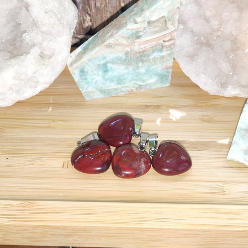 Pierres naturelles en forme de cœur