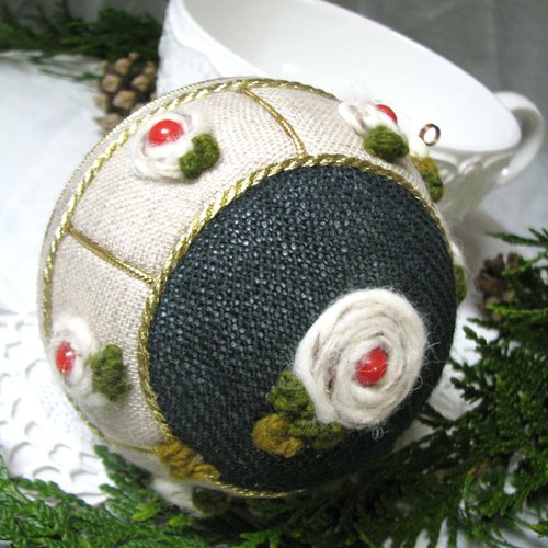 Boule de noel faite main 'polonaise "style folklorique
