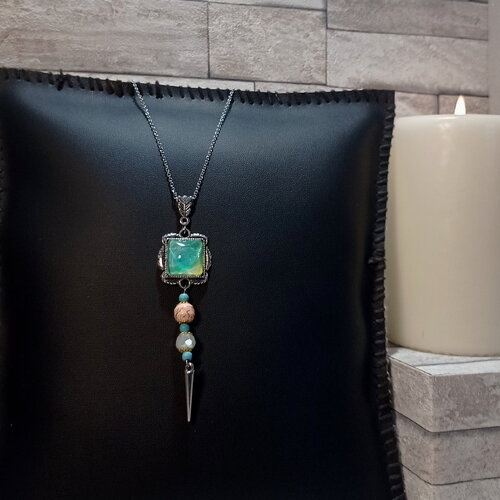 Collier cabochon et perles "julie"