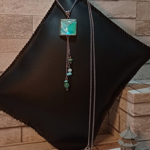 Collier sautoir cabochon et perles "ondine"