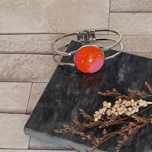 Bracelet manchette avec cabochon "carmen"