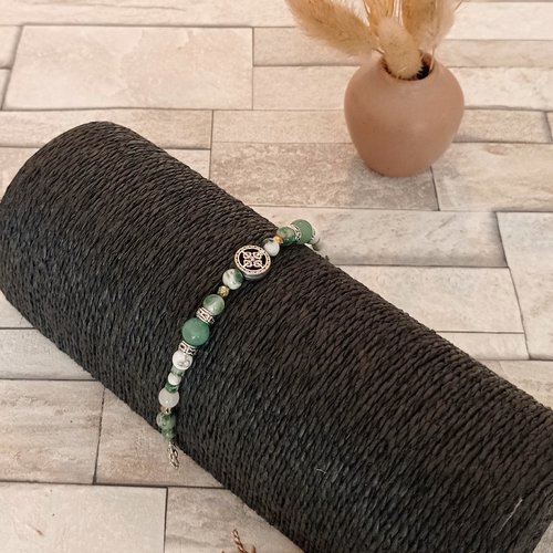 Bracelets en pierres naturelles "flore"