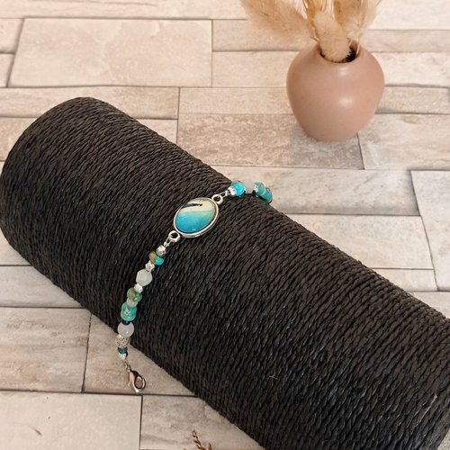 Bracelet avec pierres naturelles et cabochon "ondine"