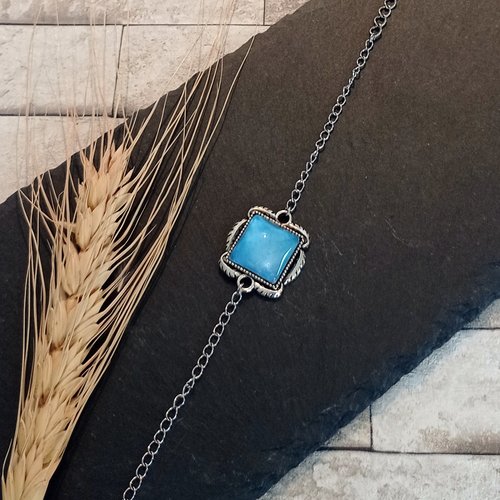 Bracelet avec chaîne et cabochon "ondine"