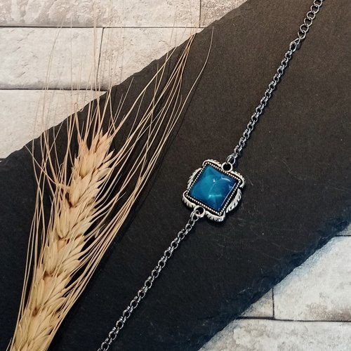 Bracelet avec chaîne et cabochon "ondine"
