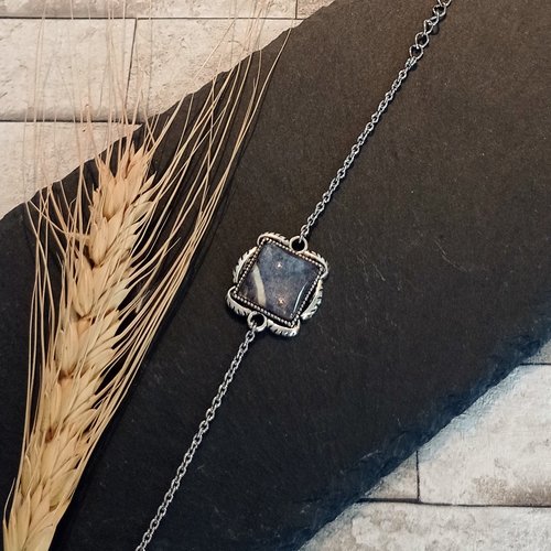 Bracelet avec chaîne et cabochon "roseline"