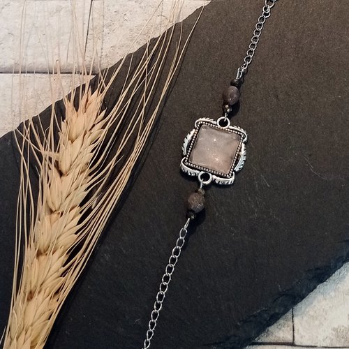 Bracelet avec chaîne, pierres naturelles et cabochon "olivia"