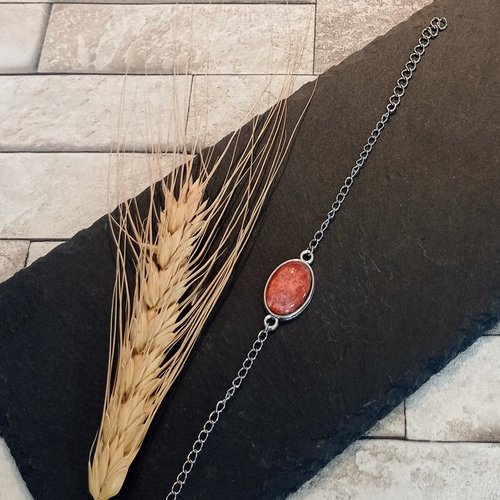 Bracelet avec chaine et cabochon "carmen"
