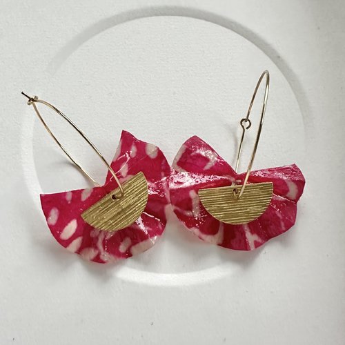 Boucles créoles originales rose laiton