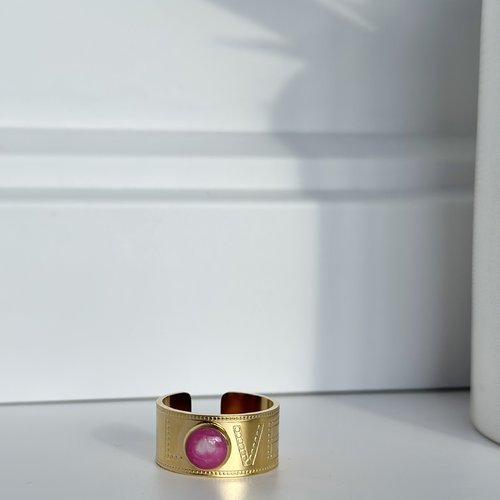 Bague love acier inoxydable et résine rose