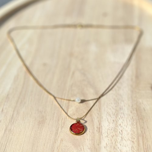 Collier double chaîne perle et pendentif