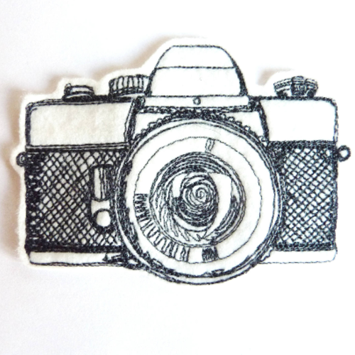 Appareil photo (2 couleurs) croquis thermocollant, embroidery patch (camera)
