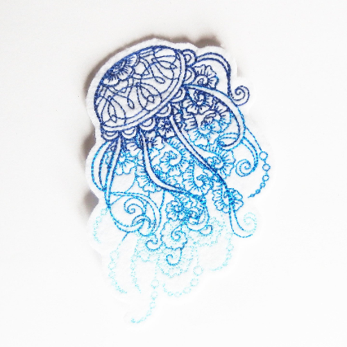 Méduse (jellyfish) bleue thermocollante, embroidery patch