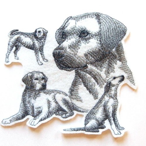 Labrador thermocollant,chien brodé,ecusson thermocollant,chien thermocollant,dog patch,embroidery patch