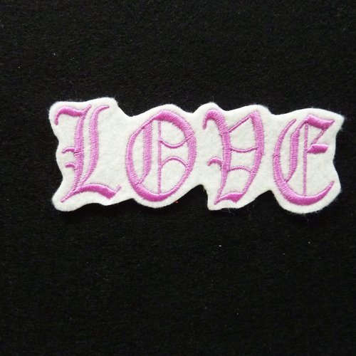 Love thermocollant,broderie machine thermocollante,ecrit love patch, embroidery patch