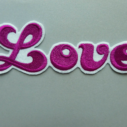 Love thermocollant grosse écriture,broderie machine thermocollante,ecrit love patch, embroidery patch
