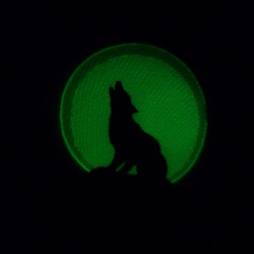 Loup devant la lune thermocollant, embroidery patch, loup