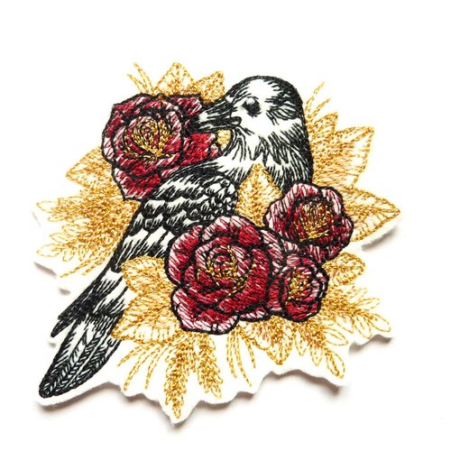 Patch, écusson, broderie, corbeau et roses fil métallique thermocollant