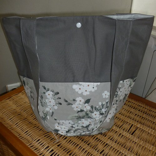 Grand sac  en tissu d'ameublement  (gris à fleurs)