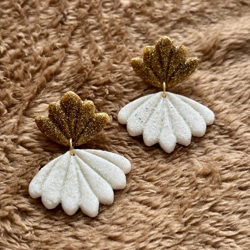 Boucles d’oreilles « cauri » en pâte polymère fait-main