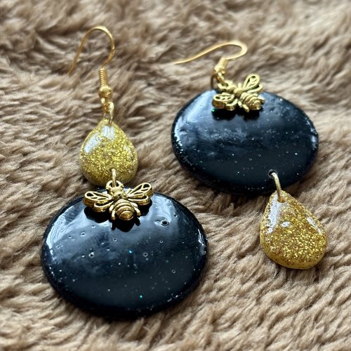 Boucles d’oreilles « asymétrie » en pâte polymère fait-main