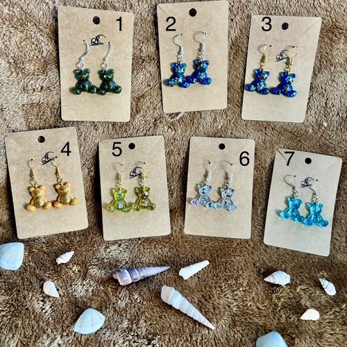 Boucles d’oreilles « armelle » en résine - plusieurs couleurs dispo